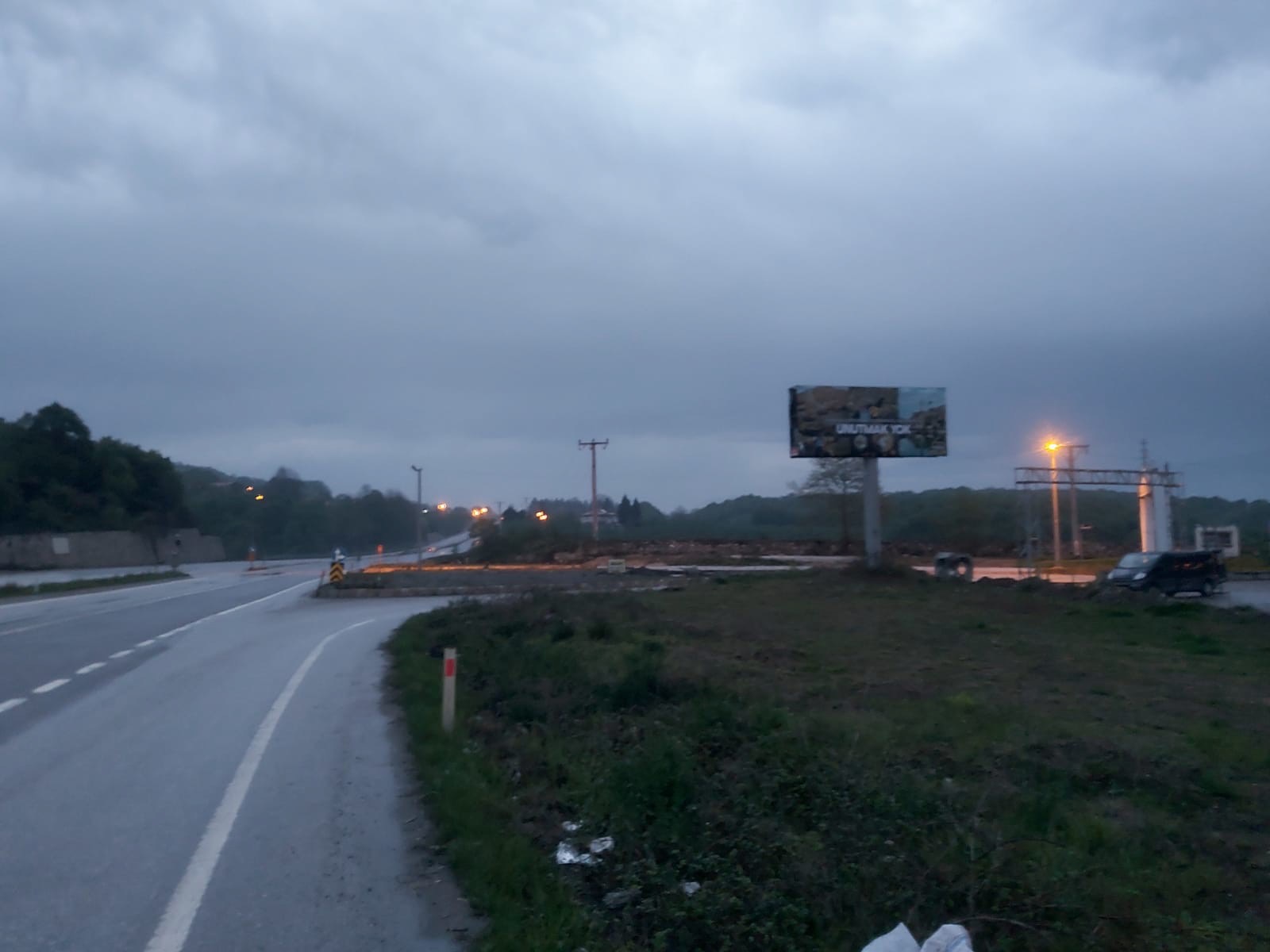 Düzce Kaynaşlı Yol Panosu