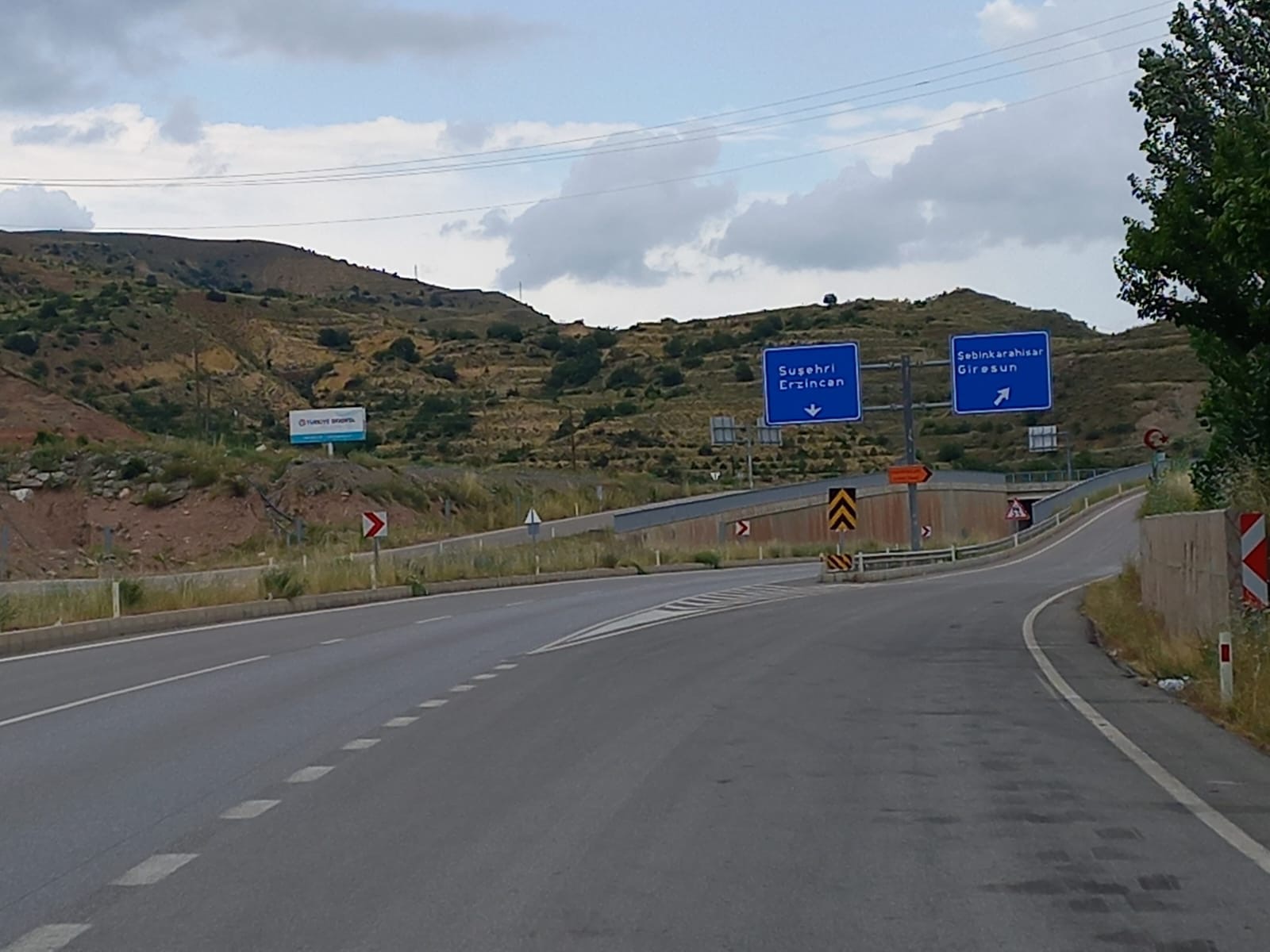 Erzurum Erzincan Amasya Yolu Yol Panosu