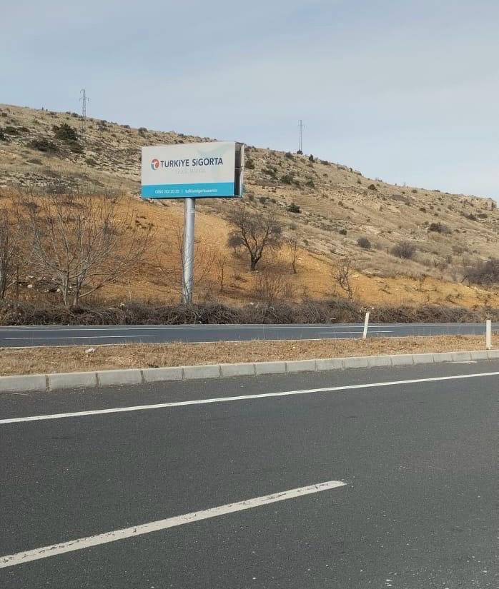 Mardin Diyarbakır Yolu Yol Panosu