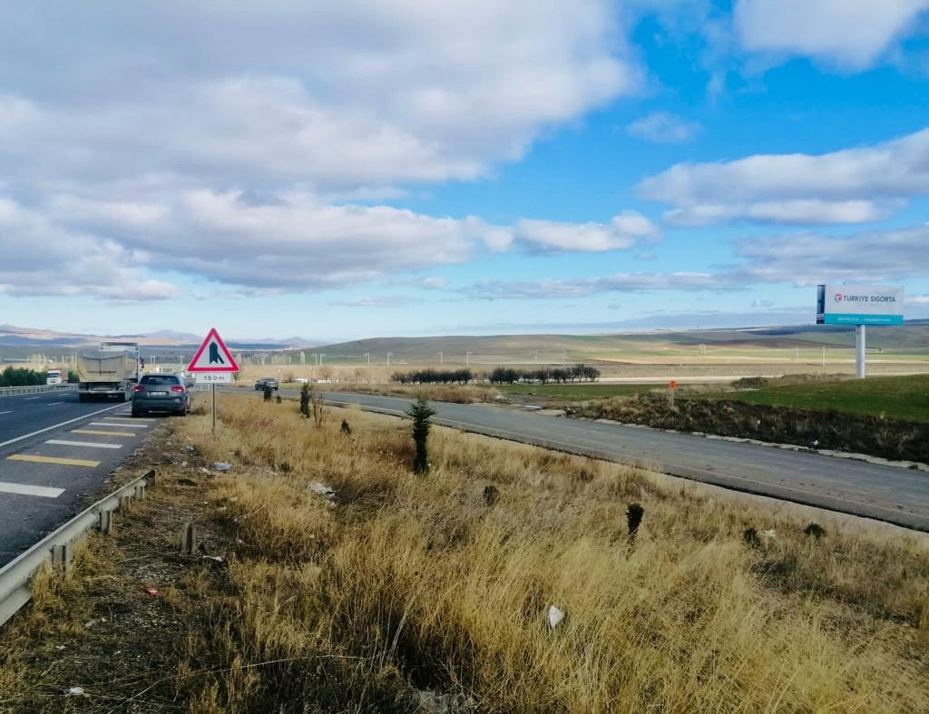 Ankara Eskişehir Yolu Yol Panosu
