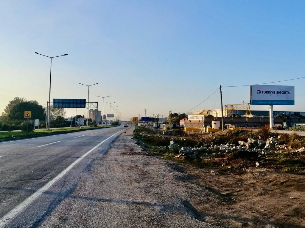 Adana Merkez Yol Panosu
