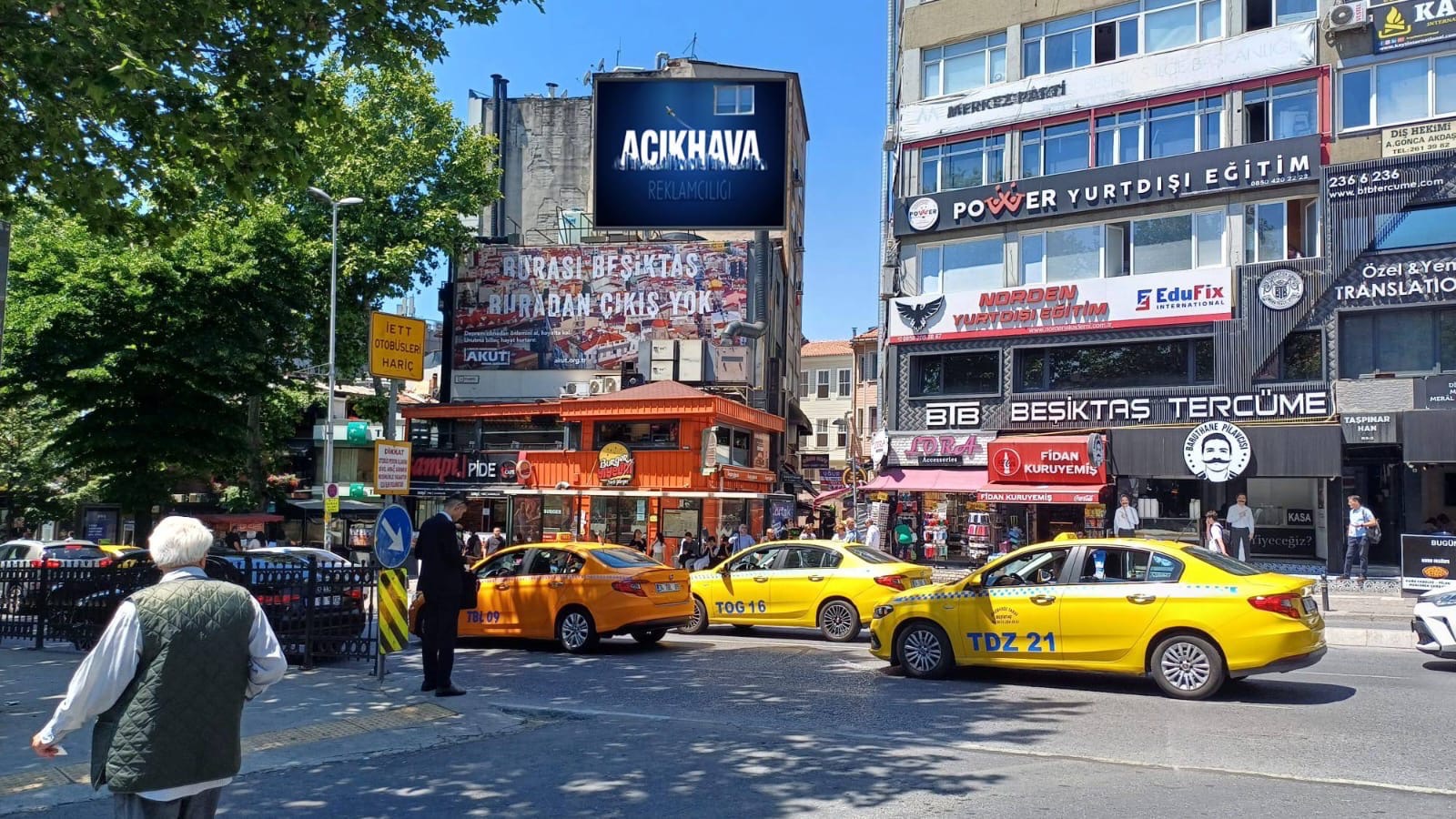 İstanbul Beşiktaş Barbaros Bulvarı Duvar Reklam