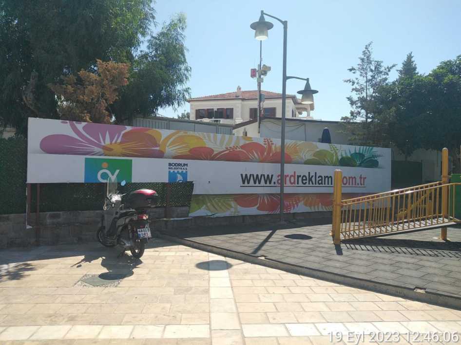 Bodrum Kumbahçe Cafe Megaboard Reklam