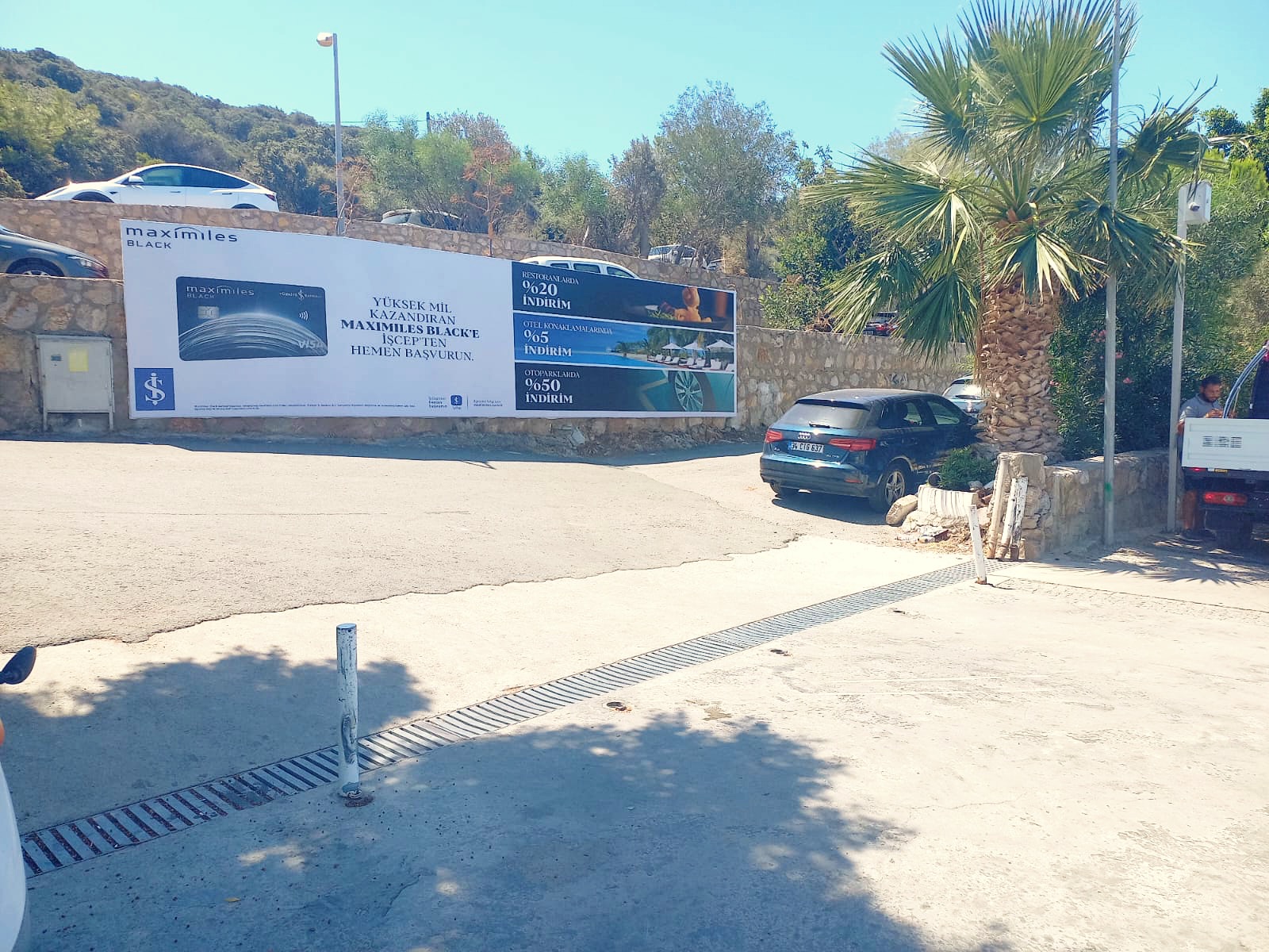 Bodrum Bitez Limanı Megaboard Reklam