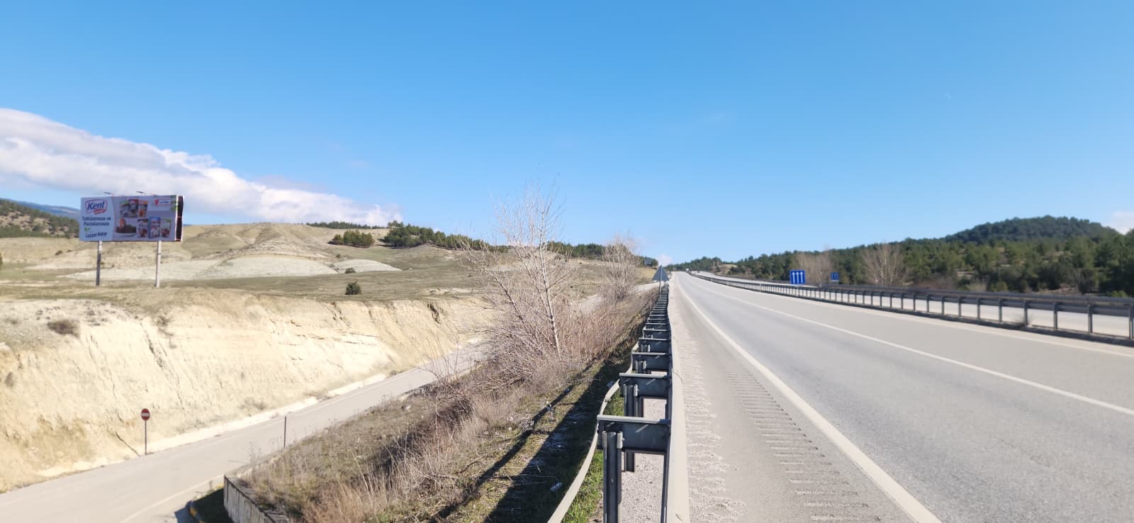 Kastamonu Tosya Karadeniz Sahil Yolu Yol Panosu