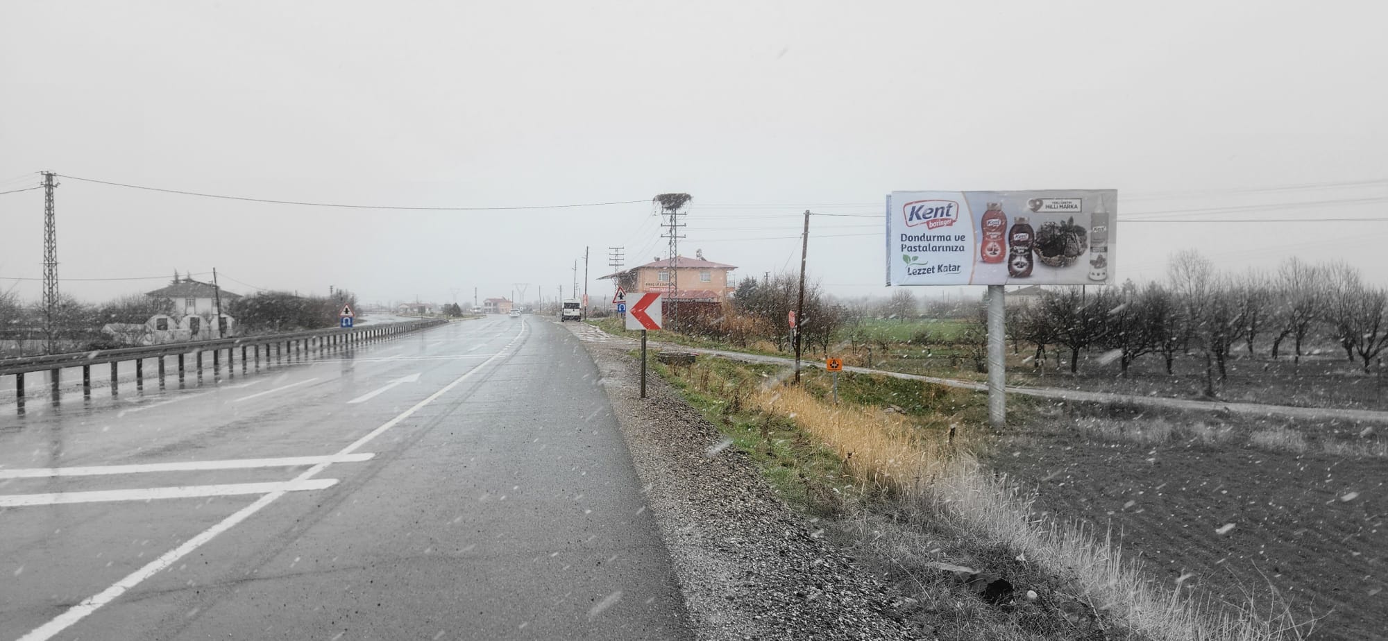 Elazığ Mollakendi Bingöl Yolu Yol Panosu