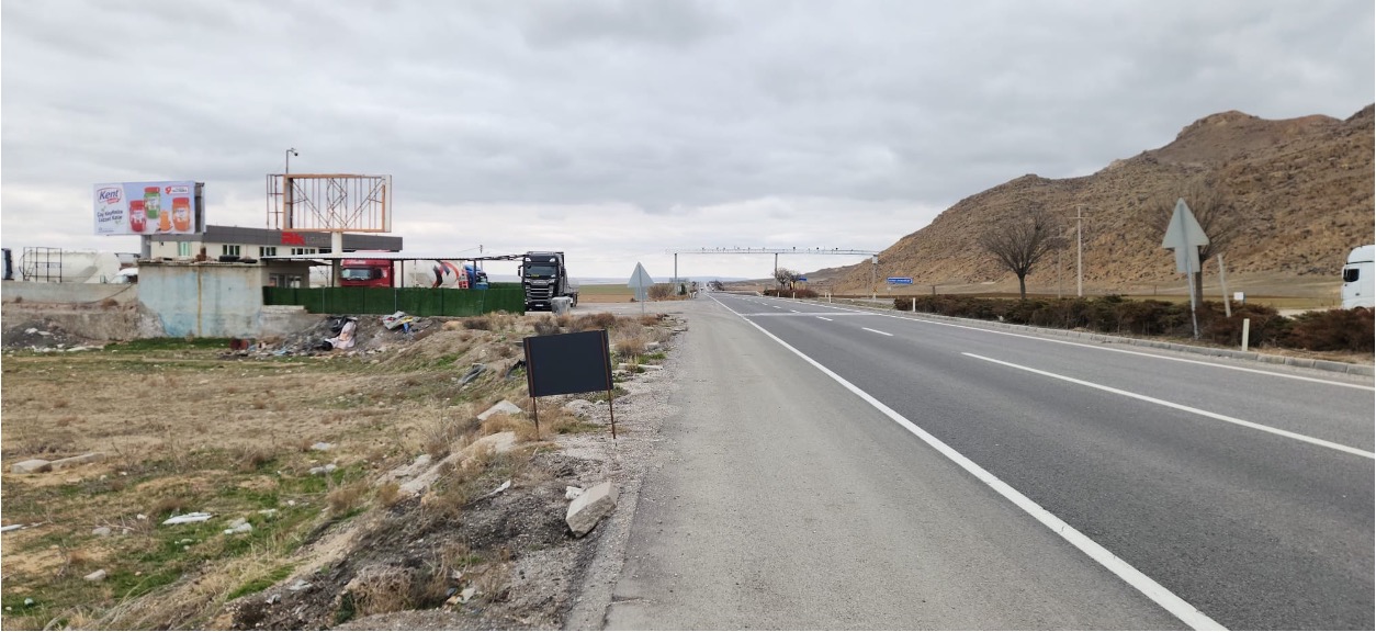 Ankara Adana Yolu Şereflikoçhisar Yol Panosu