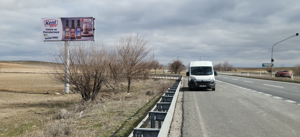Ankara Kulu Yol Panosu