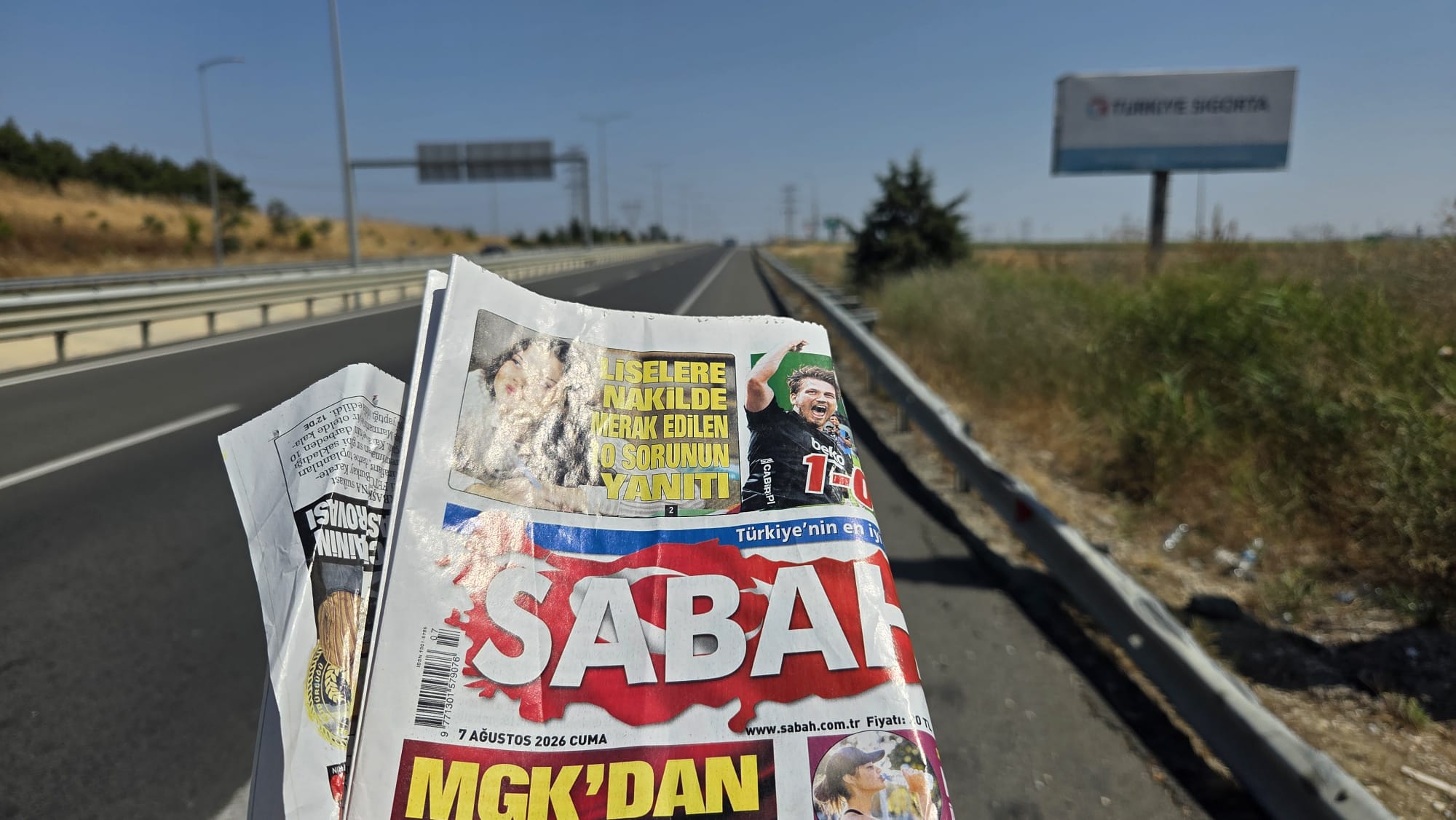 Çanakkale Ezine Devlet Yolu Akçapınar Köyü Totem