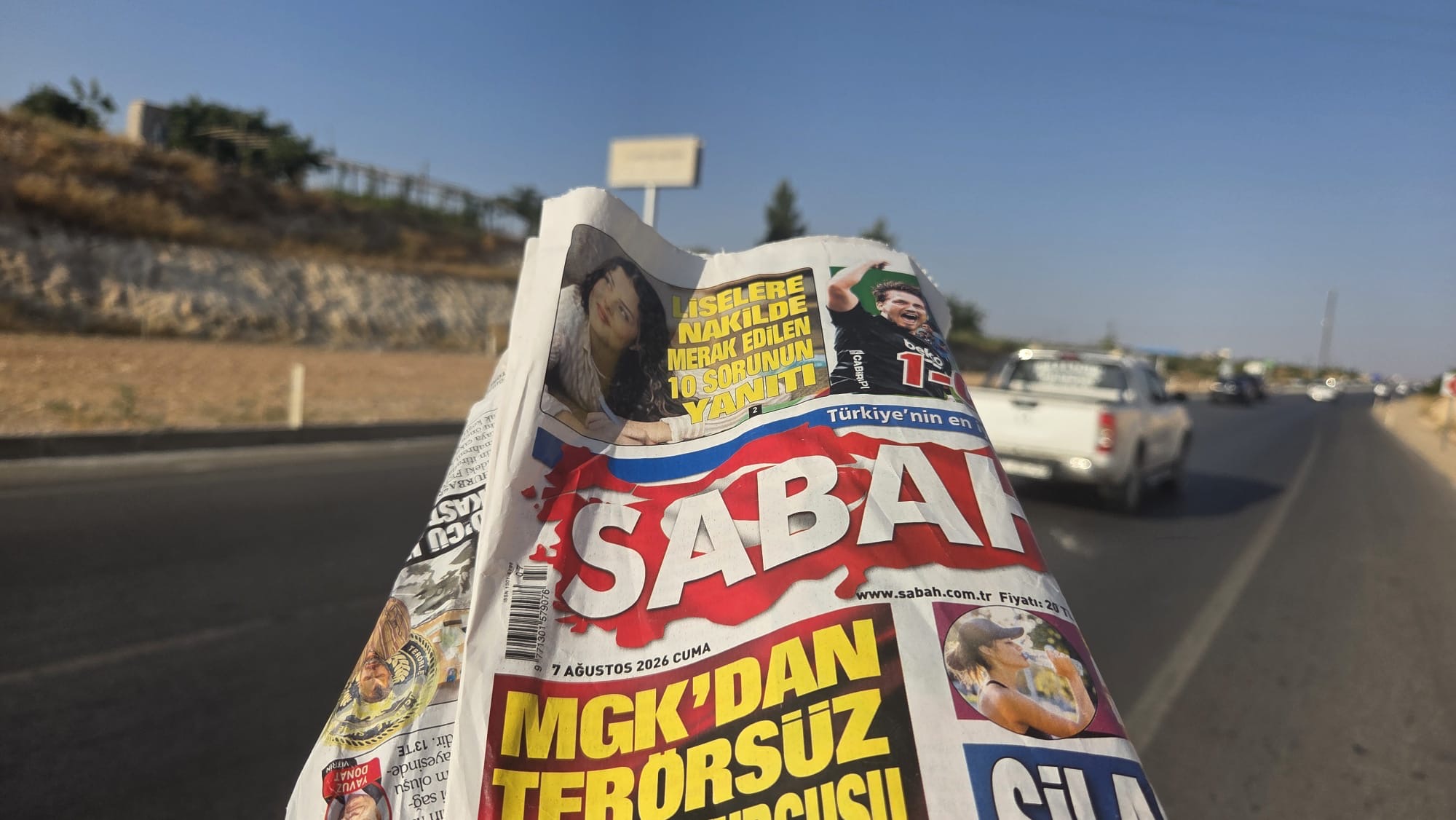 Gaziantep Şanlıurfa Yolu Birecik Mevkii Totem