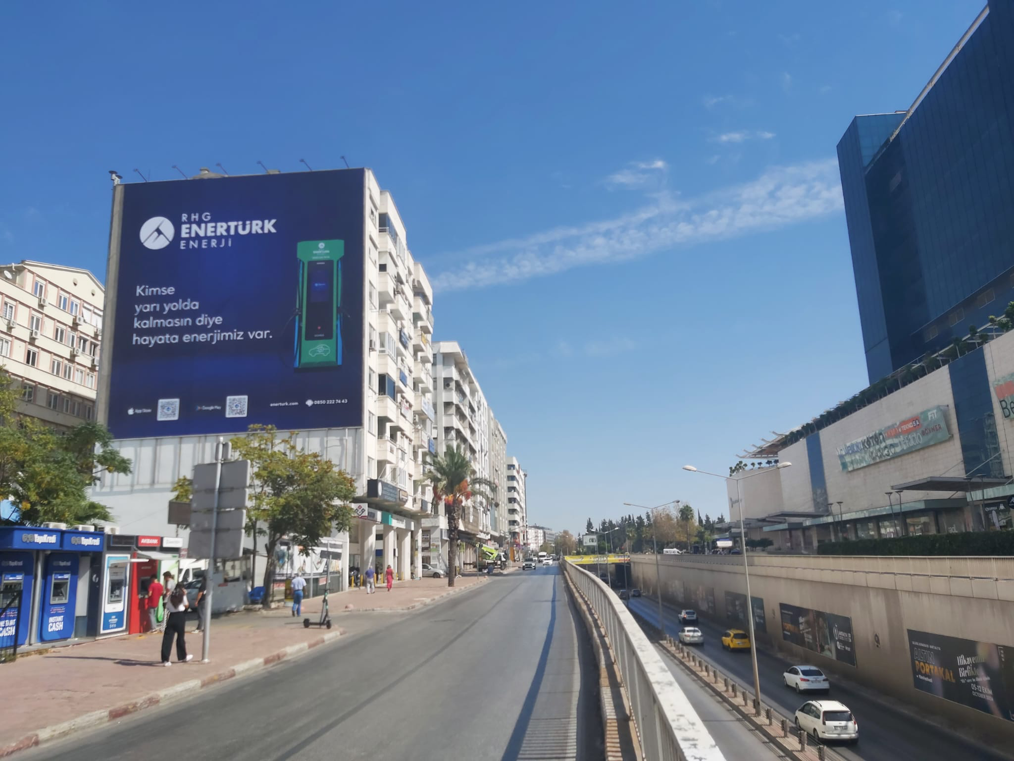 Antalya MarkAntalya AVM Karşısı Duvar